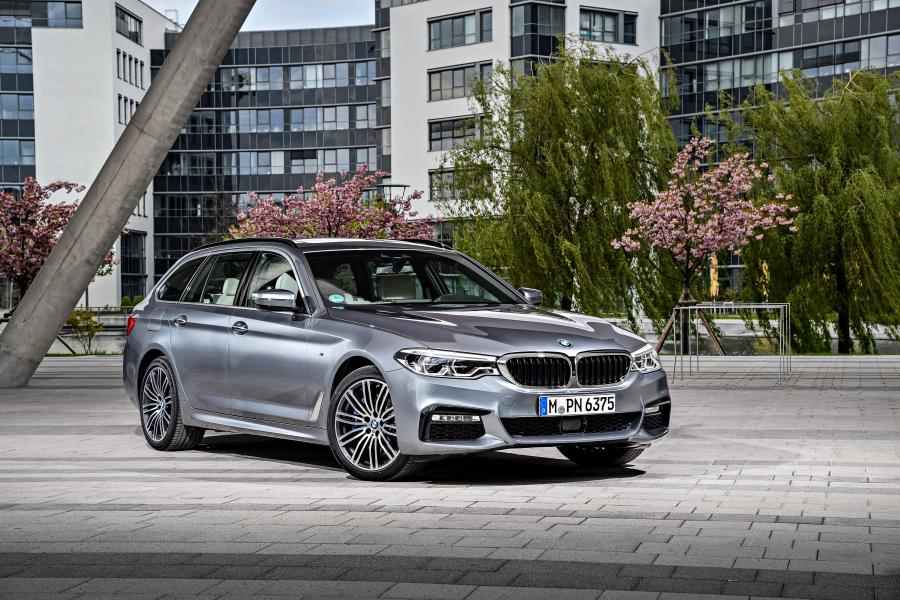  BMW 530d Touring M Sport 2017 года  (WW) (фото 12 из 40)